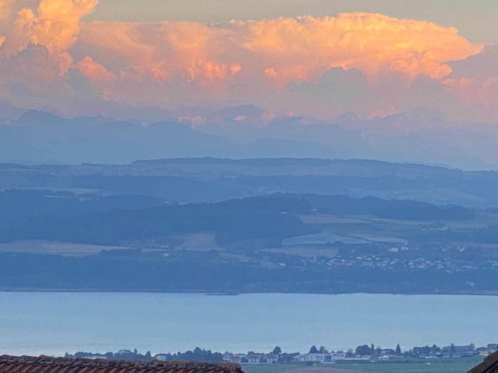 Tevenon Vue Panoramique Alpes-Lac Grandevent Exteriér fotografie